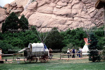 Chuckwagon, Conestoga Wagon, camp, trees, cliff, covered wagon