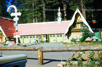 Santas Village, Candy Cane, Candycane, Woman, Cabin, House, Building, 1950s