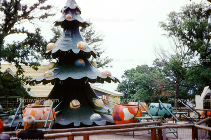 Christmas Tree, Santa's Village Amusement Park, Storybook, teacup ride, buildings, Dundee Illinois, June 1962, 1960s