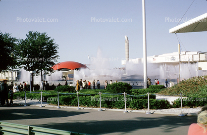 Fountain of the Planets, Traveler's Insurance Pavilion, Building, Red Umbrella Dome, New York Worlds Fair, 1964, 1960s
