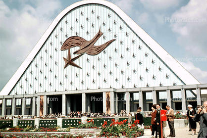 Belgium Pavilion, arch, dove, Brussels World?s Fair Expo 58, 1950s