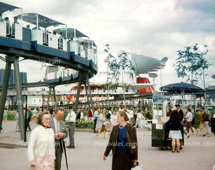Monorail, People Mover, Tram, crowds, Expo-67, Montreal, 1960s