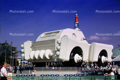 Giant Car, Autofare, Chrysler Pavilion, New York Worlds Fair, 1964, 1960s