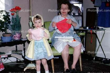 Girl, Woman, Bonnet, Presents, Dress, funny, June 1963, 1960s