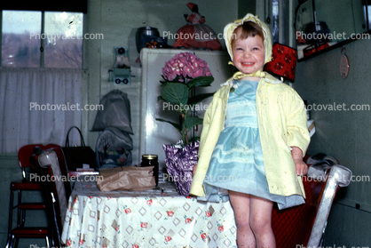 Girl, Smiles, Presents, Bonnet, June 1963, 1960s