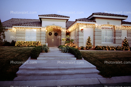 Christmas Lights, Home, House, Building, Residence, Residential