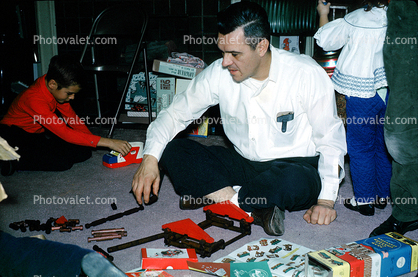 Lincoln Logs, Man, Toys, Boy, 1950s
