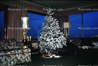 Tree, Decorations, Ornaments, Presents, 1940s