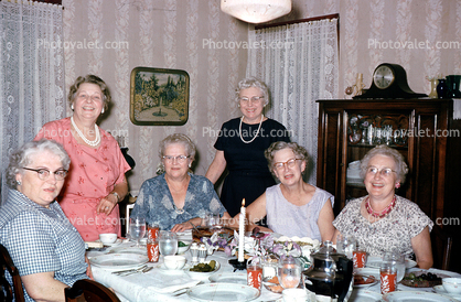 wallpaper, clock, Grandma, dinning, dinner, smiles, 1940s