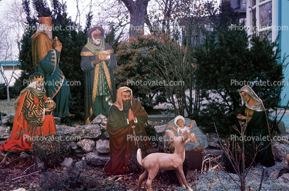 Nativity Scene, lamb, baby jesus, mother mary, joseph, wisemen, 1950s