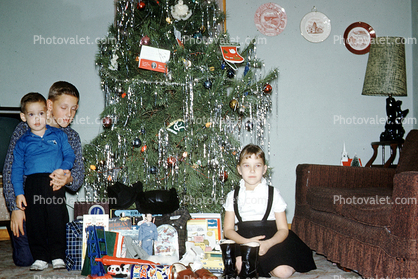 Kids, Children, brother, sister, siblings, sofa, Early Morning, Tinsel, Tree, 1960s