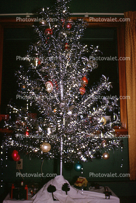 Aluminum Tree, Decorations, Ornaments
