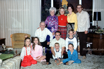 Boys, Girls, sister, brother, cousins, women, men, December 1972, 1970s