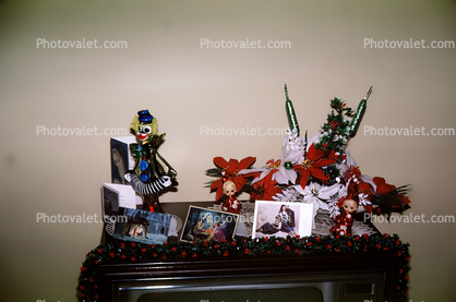 Cards, poinsetia, Television, clown, doll, December 1970