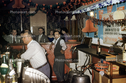 Bar, Bartender, 1950s