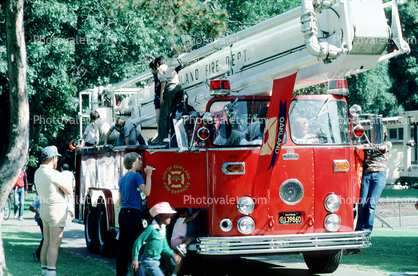 Boys, Drivinga Crown firetruck, fire truck, Festival on the Lake