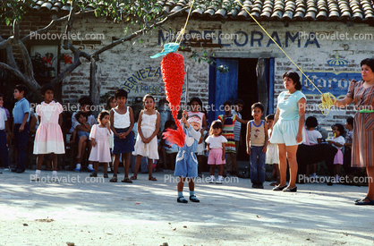 Modelorama, Pi?ata, Pinata, Girl, Elementary School, Yelapa, Mexico