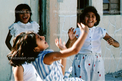 Arms, Laughs, Girls, Playing, Fun, Smiles, Isla Mujeres, Mexico