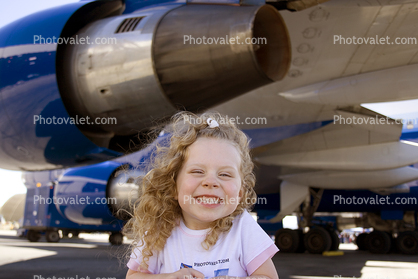 Boeing 747-400, Happy, smiles