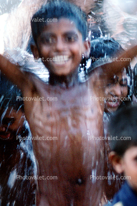 Malnutrition, Hungry, Ribs, Boy, Smiles, Water Truck, Mumbai
