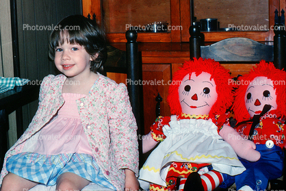 smiling girl, Raggedy Ann, Raggedy Andy, 1979, 1970s