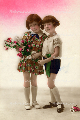 Cute Girls, Roses, face, tween 1910's, RPPC