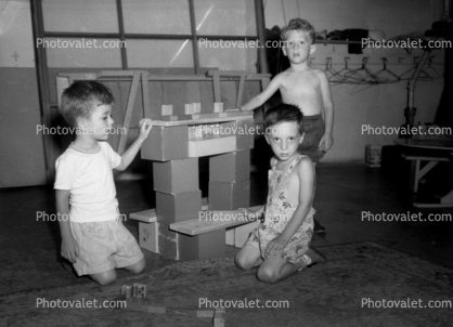 Boys playing with blocks, construction, 1950s