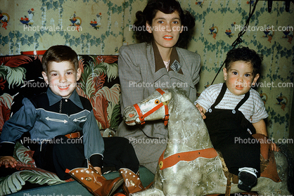 Son, Brothers, Siblings, Smiles, Cheery, Couch, Wallpaper, 1950s