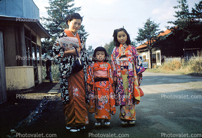 Girls in Kimono, 1950s