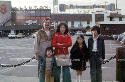Japanese American, Family, Mother, Father, Dad, Mom, cars, automobiles, vehicles, December 1977, 1970s