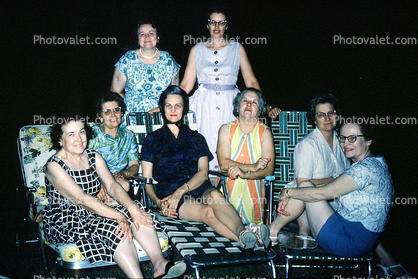 Women, Party, smiles, 1950s