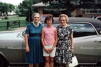 Car, purse, Grandmother, granddaughter, 1970s