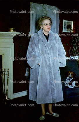 Fur Coat, Woman, Sandles, gray