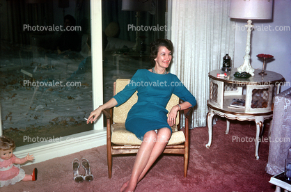 Evelyn, Woman smoking, Chair, Cigarette, Table, Lamp, Carpet, January 20 1962, 1960s