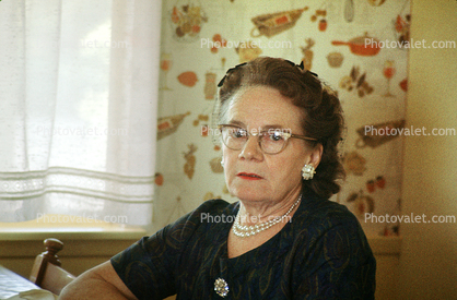 Woman with Glasses, necklace