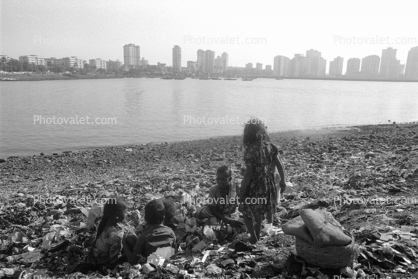 Girl Picking Trash, Fort Beach, Khroorow Baug, Mumbai