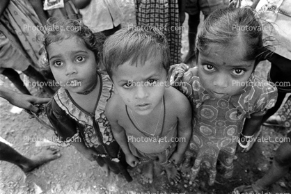 girls, boy, eyes, slum, Mumbai, India