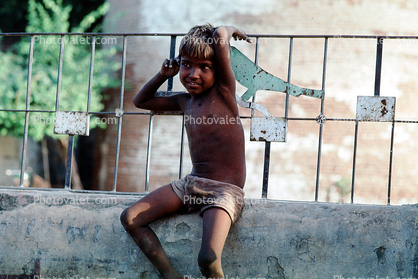Malnourished boy, Amadabad