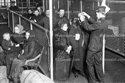 Immigrants, Ellis Island, 1890's
