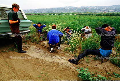 Illegal immigrant, border patrol, arrest, men, patrol, police
