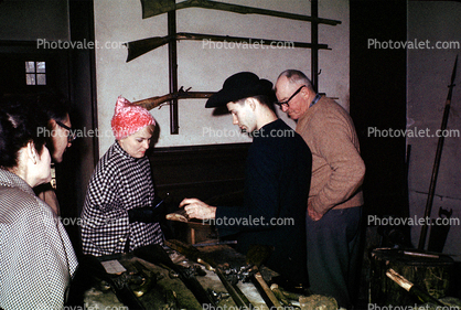 Gun Shop, Dealer, Purchase, January 1965, 1960s