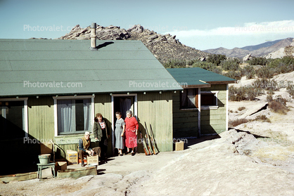 home, house, women, desert, rifle, Vasquez Rocks, December 1958, 1950s