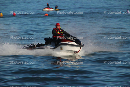 San Mateo Sheriff jetski boat, Mavericks Surfspot