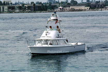 Oceanside, police boat