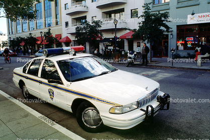 Santa Cruz Police Department, Chevrolet Caprice, car