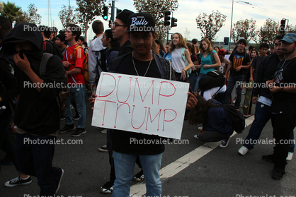 Dump Trump anti trump protest