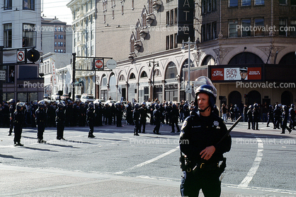 San Francisco Protest against the Iraq War, March 20, mass arrest