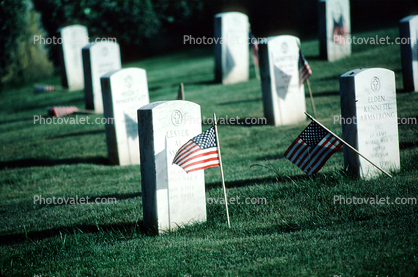 Memorial Day, Gravestones, Tombstone, gravesite, Graveyard, Gravestone, headstone, marker