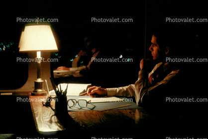 Staying late at the Office, desk, lamp, evening, businessman, 1980s