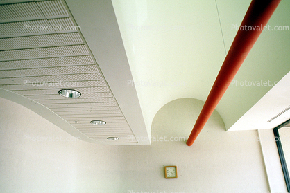 vaulted ceiling, lights, clock, 23 August 1985, 1980s